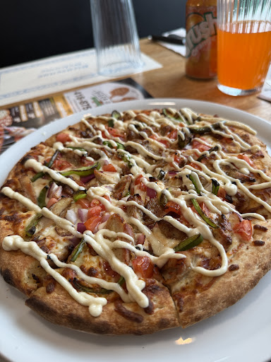 Photo of Pizza Delta - 4733 Rte de Fossambault, Sainte-Catherine-de-la-Jacques-Cartier, QC G3N 1T3